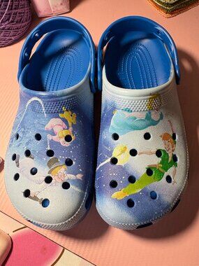 Disney Parks Vintage Peter Pan Clogs for Adults by Crocs M6/W8